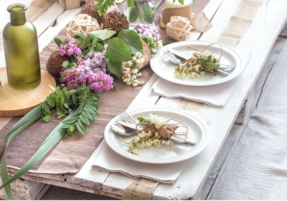 Tovaglie da tavola eleganza e funzionalità, la scelta da fare