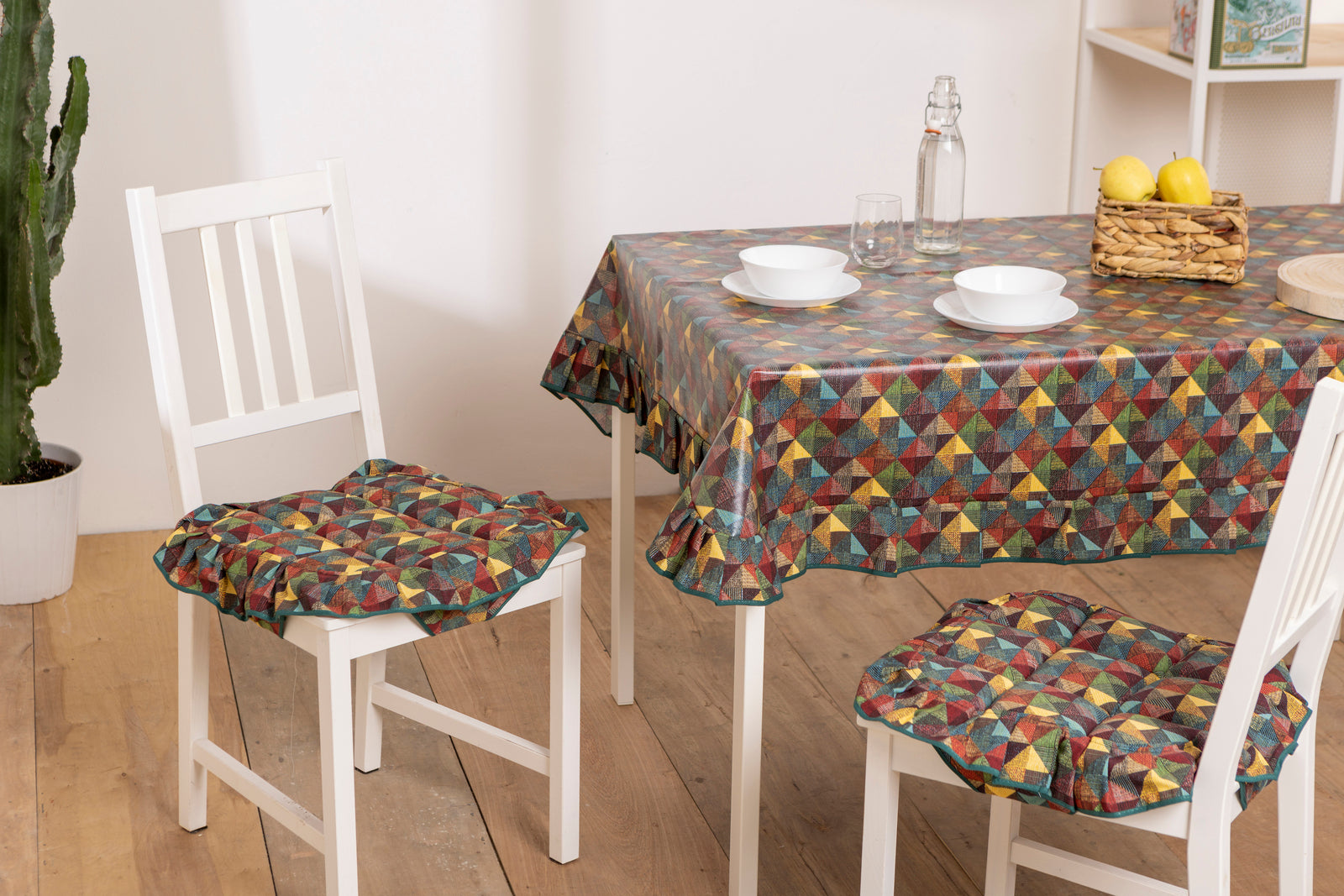 Tovaglia 4 posti 150x150 cm rivestita in PVC antimacchia colorata fantasia Rombi Shabby Chic