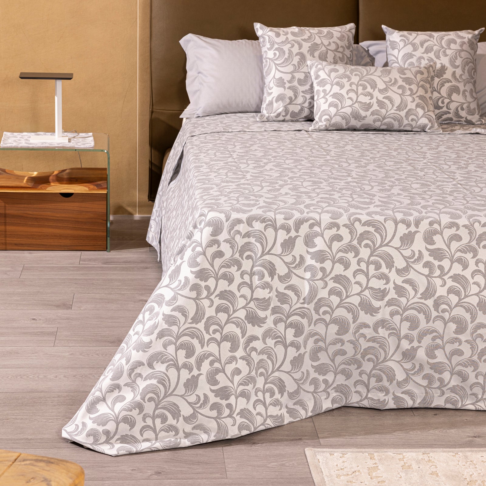 Copriletto leggero Matrimoniale 270x270 di raso Jacquard Alina