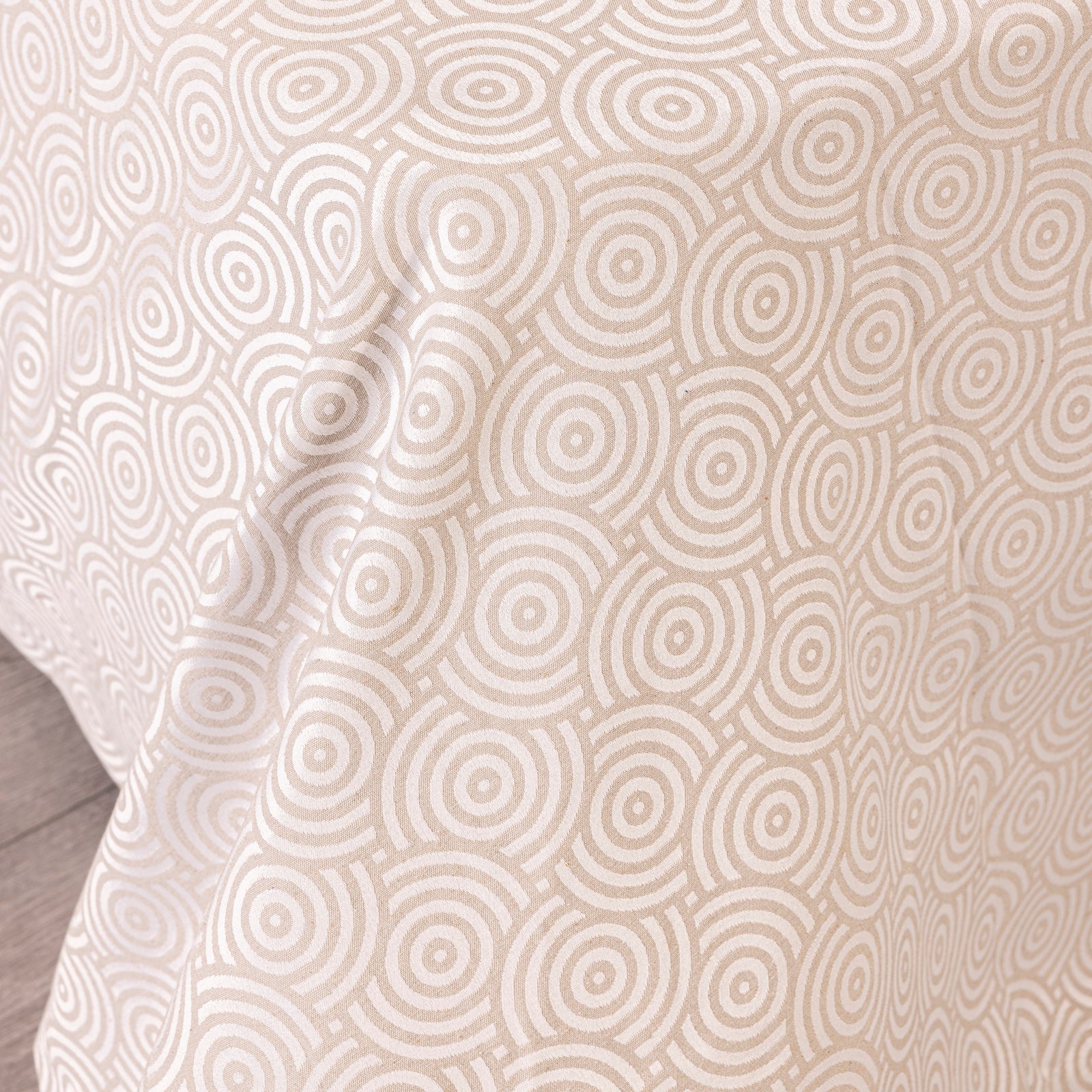 Copriletto leggero Matrimoniale 270x270 di raso Jacquard Assia