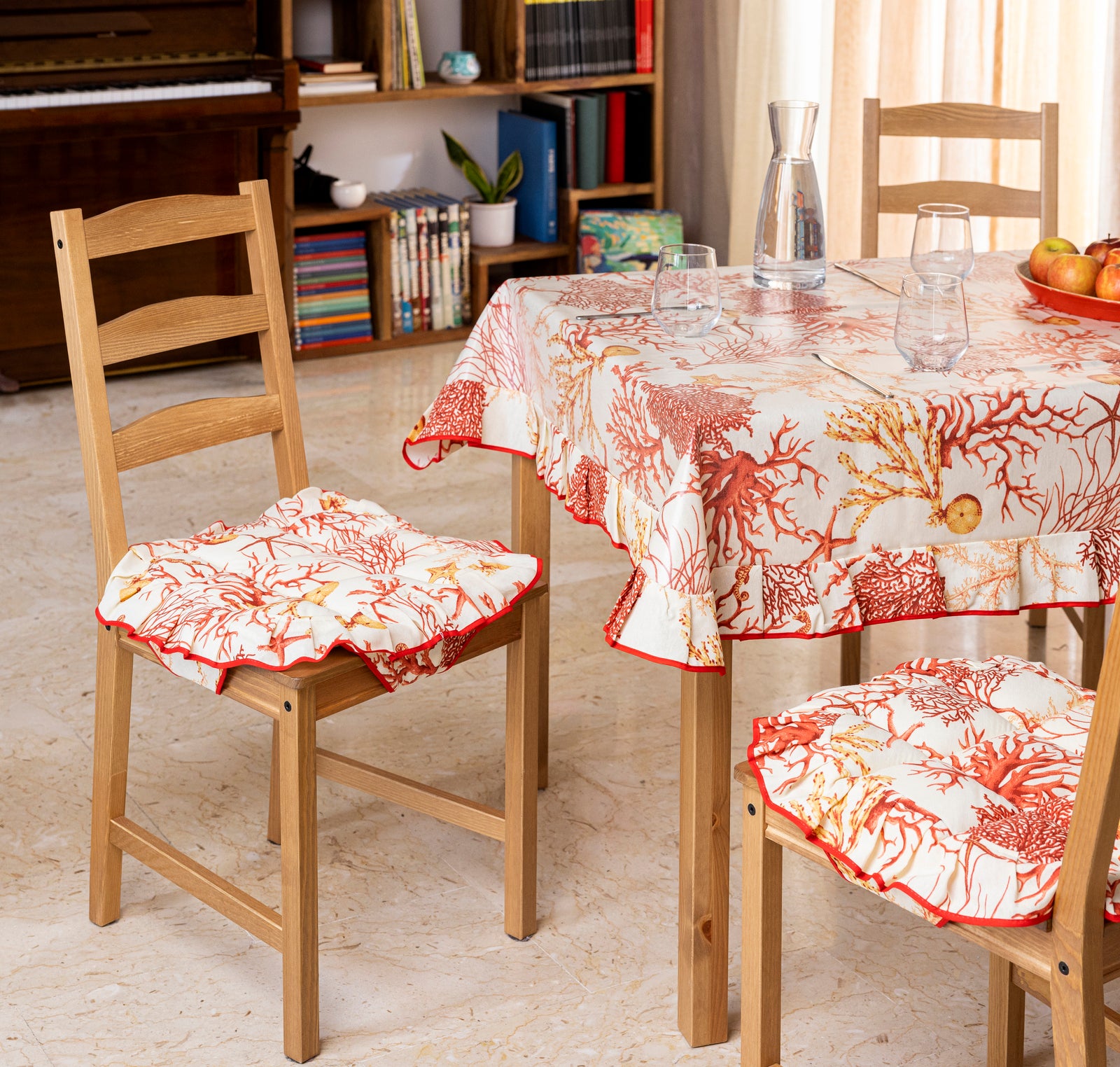 Cuscini coprisedie trapuntati 40x40x4,5 4 alette blu e rosso linea Coralli
