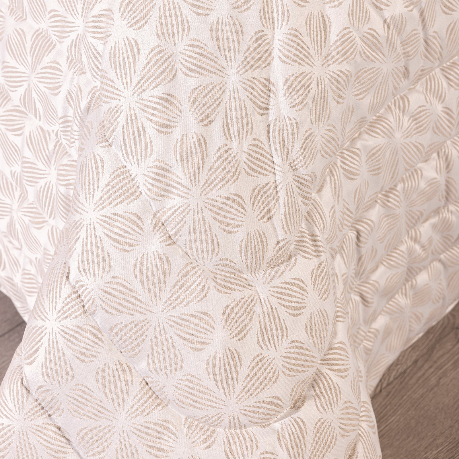 Trapunta Invernale Matrimoniale in Raso 270x270 cm Artigianale Anallergica 350 g/m² Disegno Piazzato Gioia