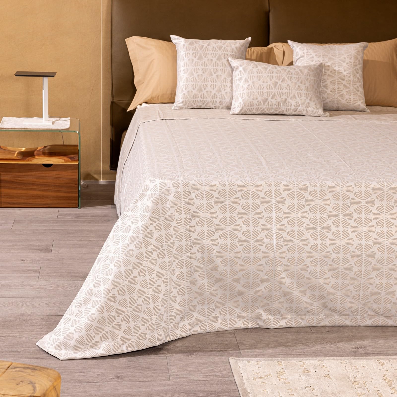 Copriletto leggero Matrimoniale 270x270 cm di raso Jacquard misure maxi Gioia