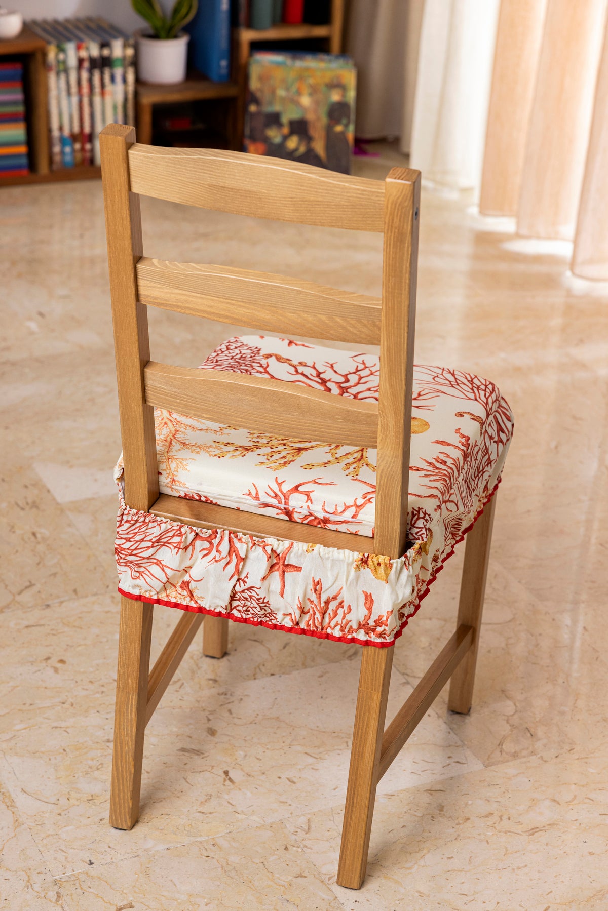 Cuscini copri Sedia 40x40 in cotone con fascia elastica azzurro e rosso fantasia corallo