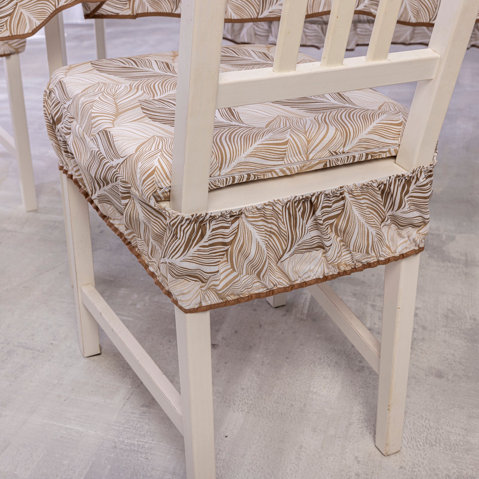 Set 2 Cuscini Coprisedia Foglia Imbottiti Sfoderabili con Cerniera con Fascia Elastica 40x40x4,5 cm