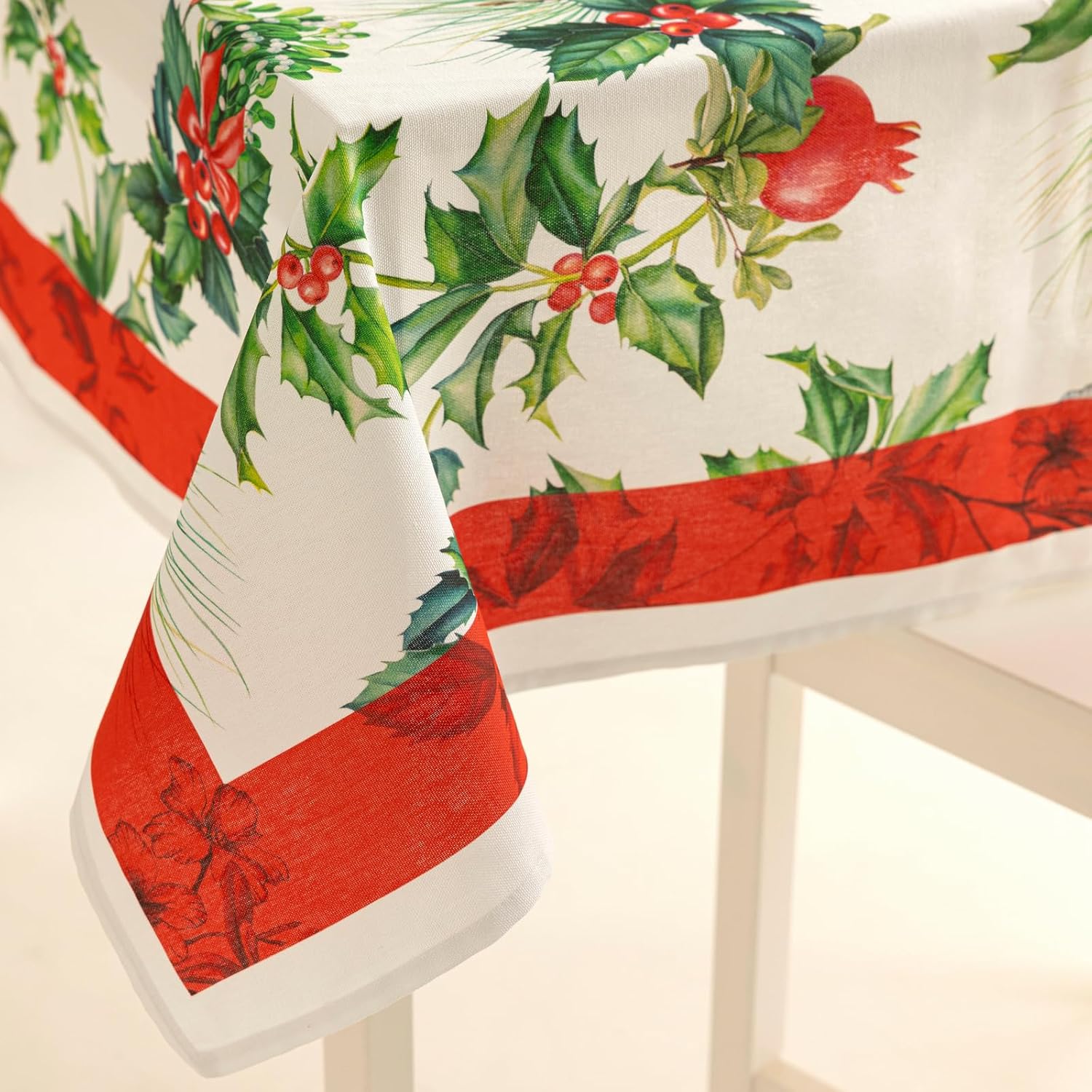 Tovaglia Natalizia Agrifoglio – Rettangolare 100% Cotone – Stampa Digitale – 6/12/18 Posti – Made in Italy