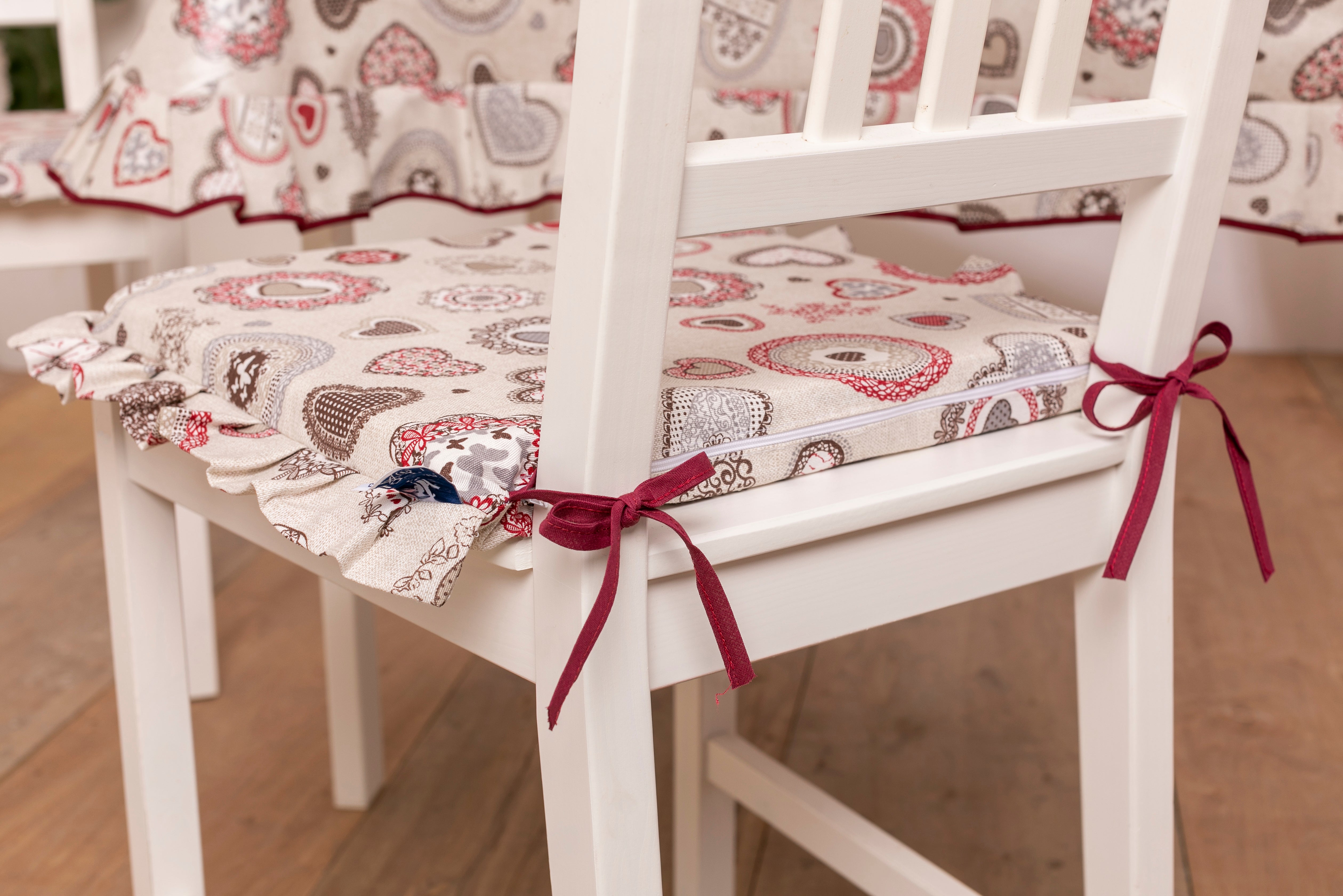 Cuscini Coprisedia 40x40 sfoderabili con Volant Shabby Chic country Imbottito con Laccetti Set da 6 pezzi Linea cuore